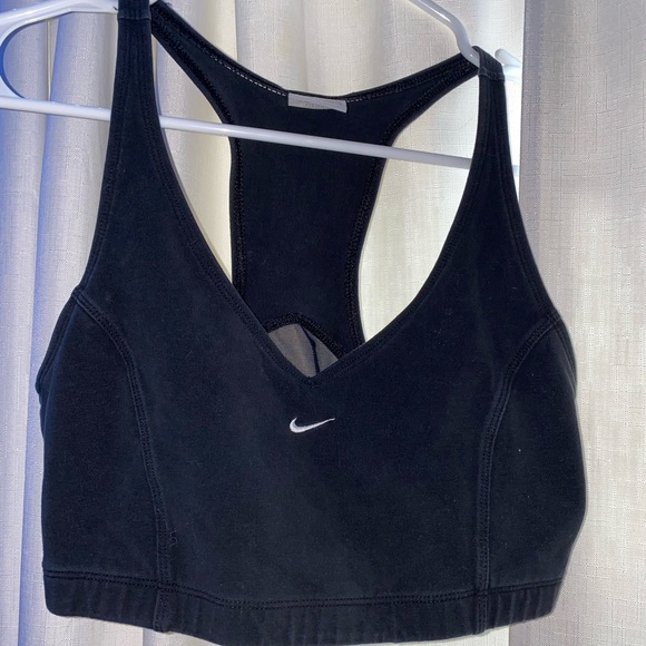 nike sports bra - Picture 1 of 2